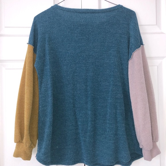 Fun FALL color block top - Picture 2 of 4